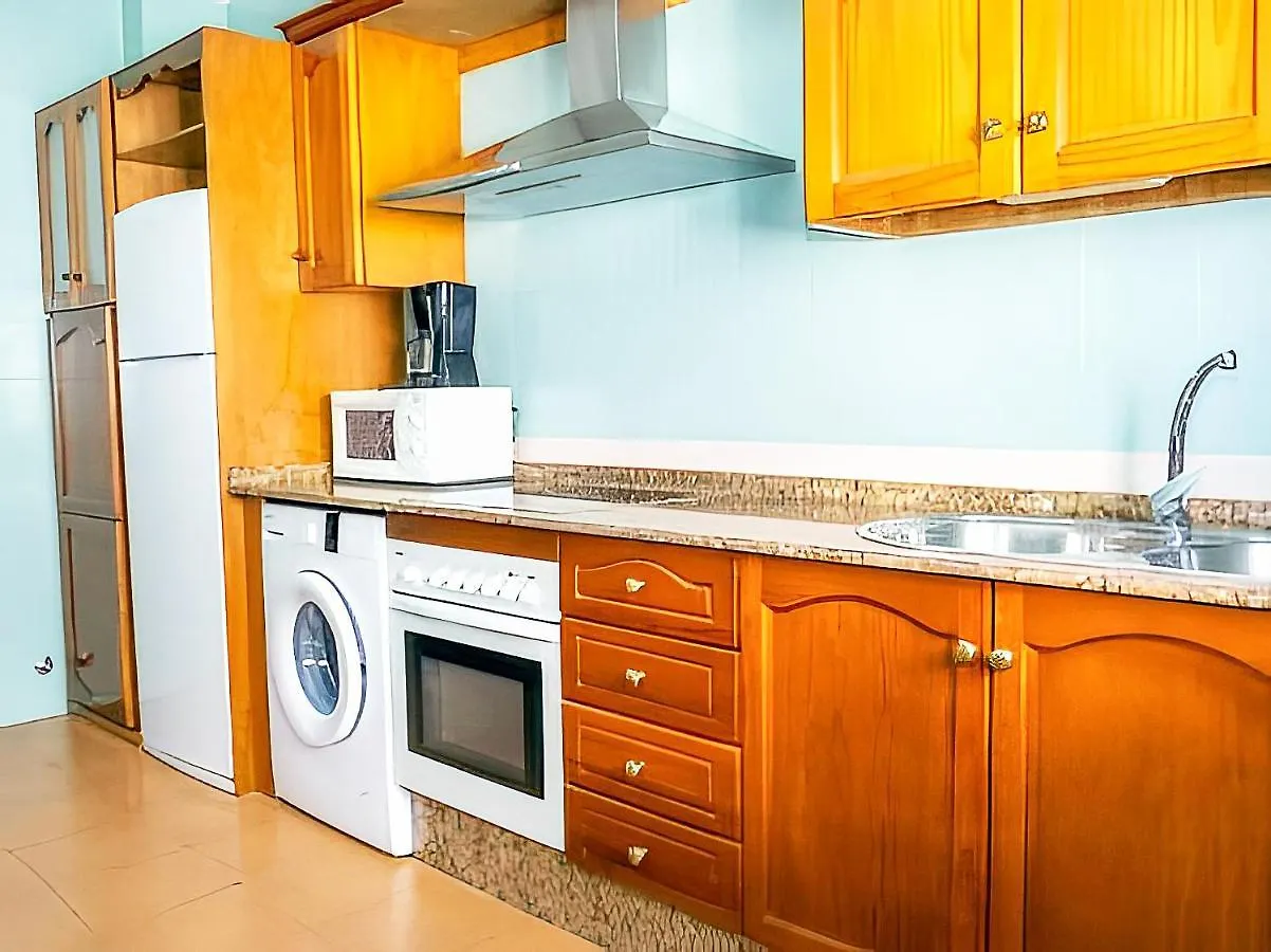 Apartamentos Garaje & Aire & Wifi & Solo Familias Y Parejas Conil De La Frontera 0*,  Spain